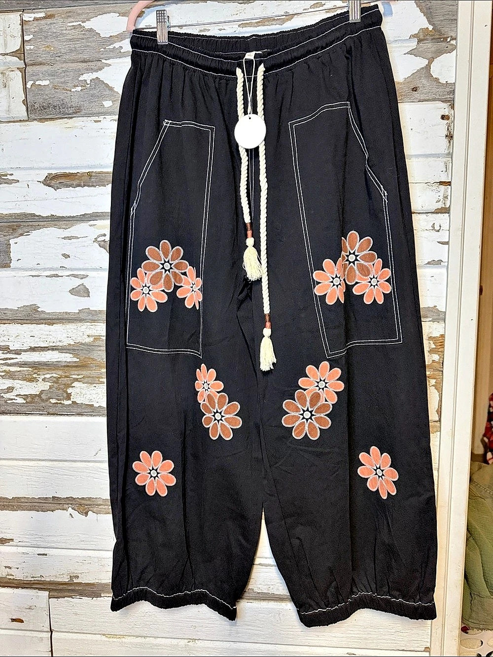 Oddi Floral Jogger Pants in Black & Orange Size Large (017